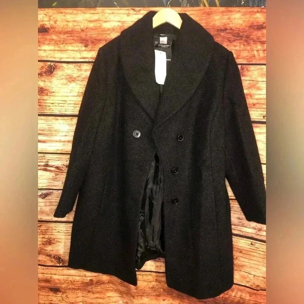 Women’s Black coat size 16